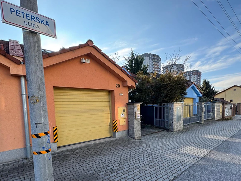 Budova kancelárie, Peterská 20, Bratislava